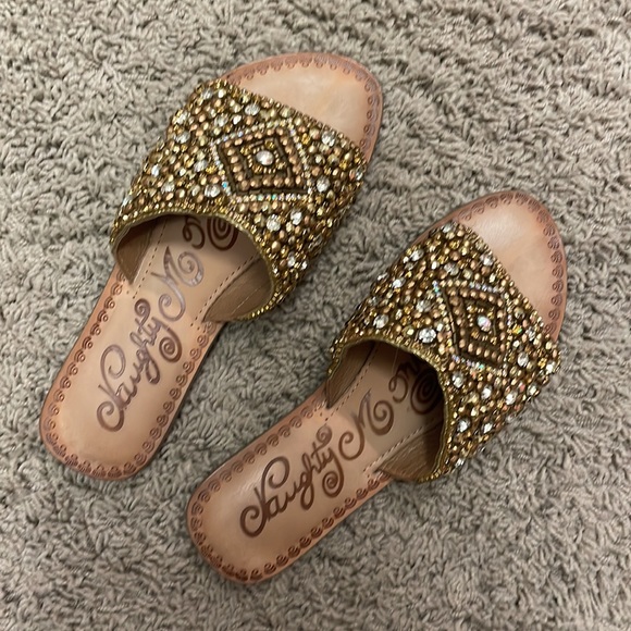 Naughty monkey sz 7 flat beaded sandals - Picture 2 of 3